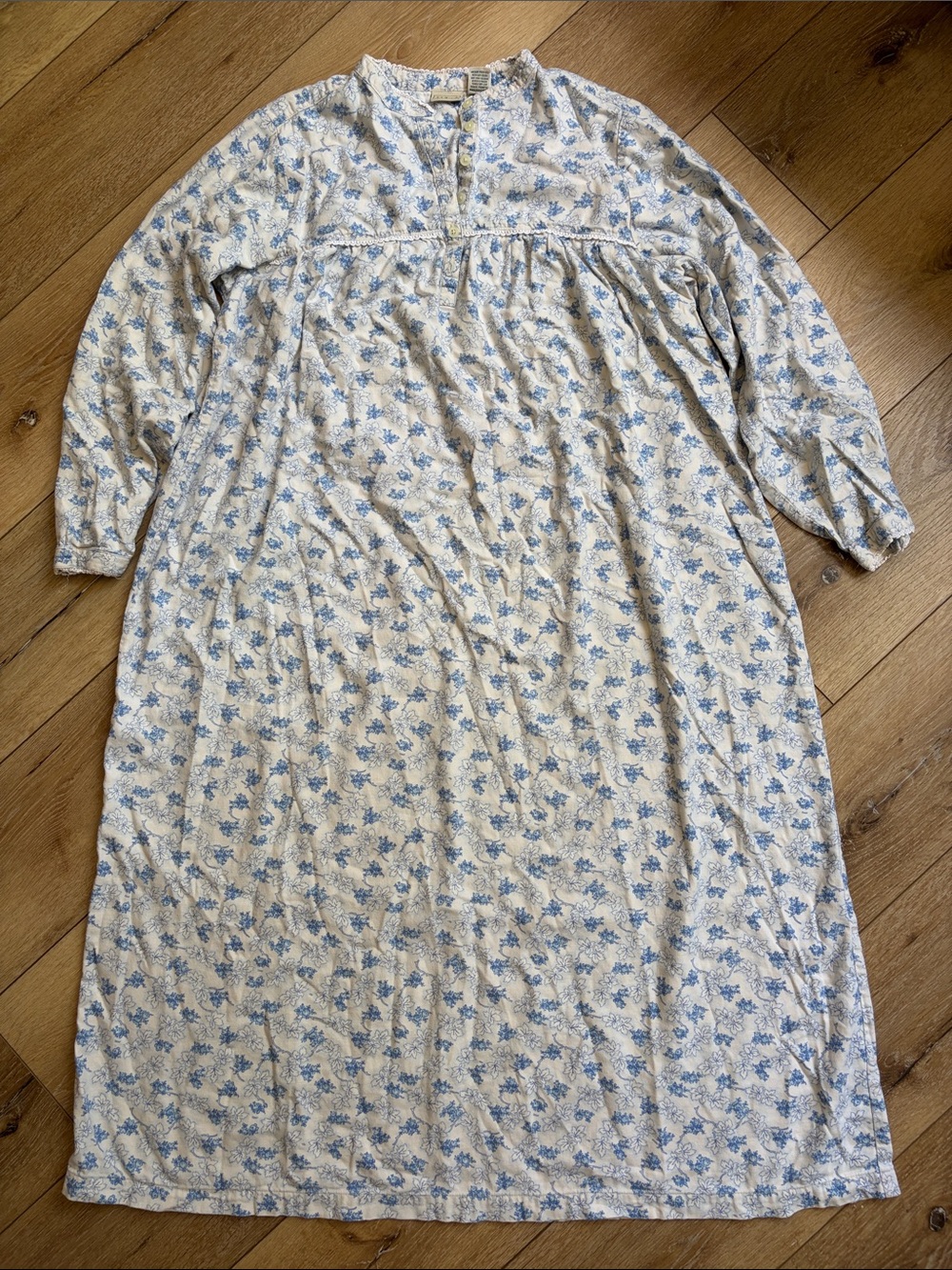 Vintage L.L. Bean Flannel Nightgown Blue Floral Cottagecore Prairie Dress M